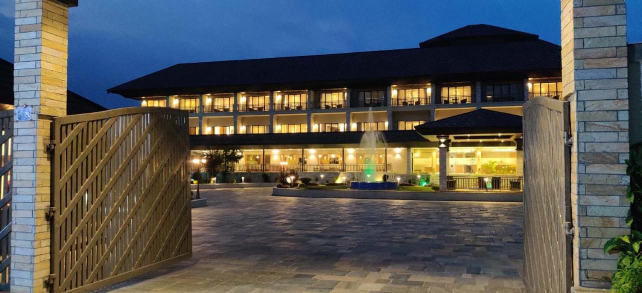 Soaltee Westend Resort Chitwan Exteriér fotografie