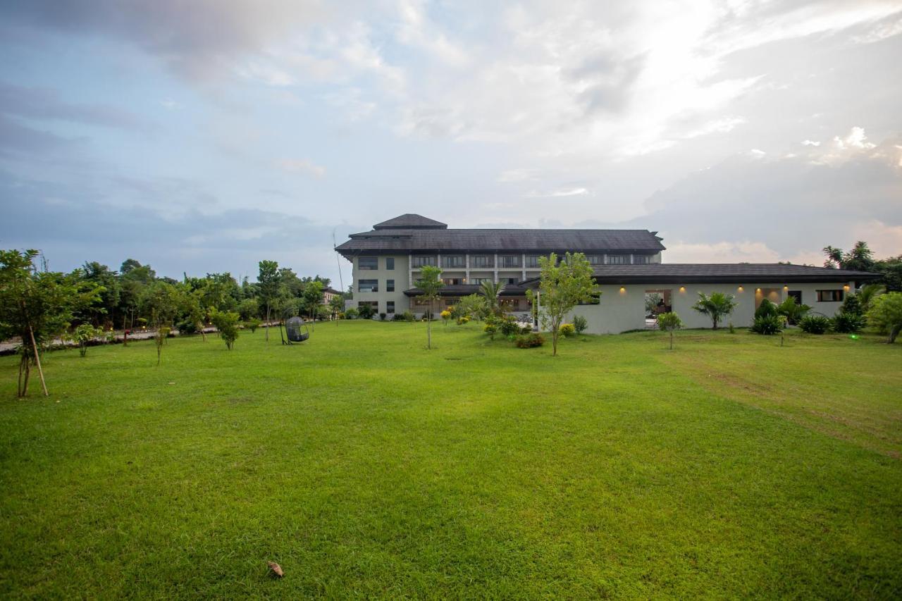 Soaltee Westend Resort Chitwan Exteriér fotografie